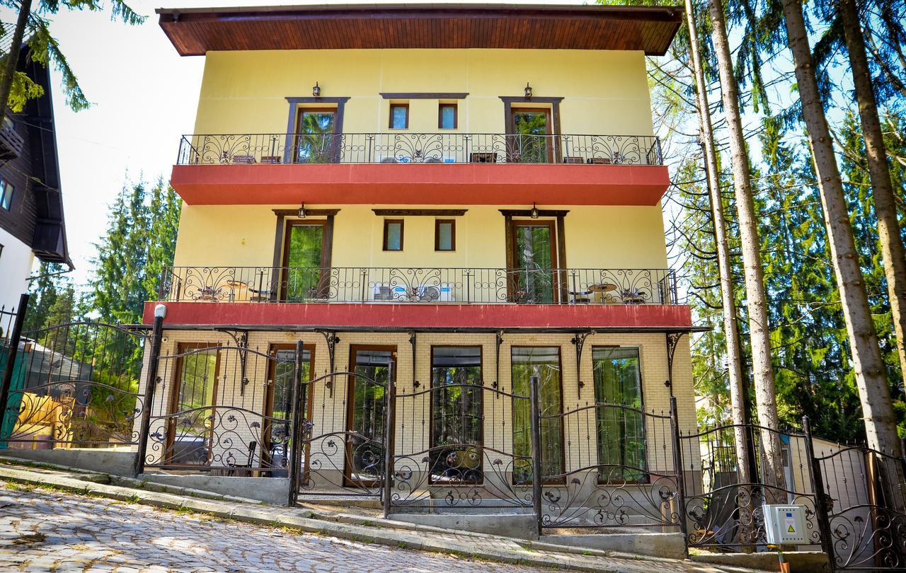 Edy'S Royal Predeal Hotel Exterior photo