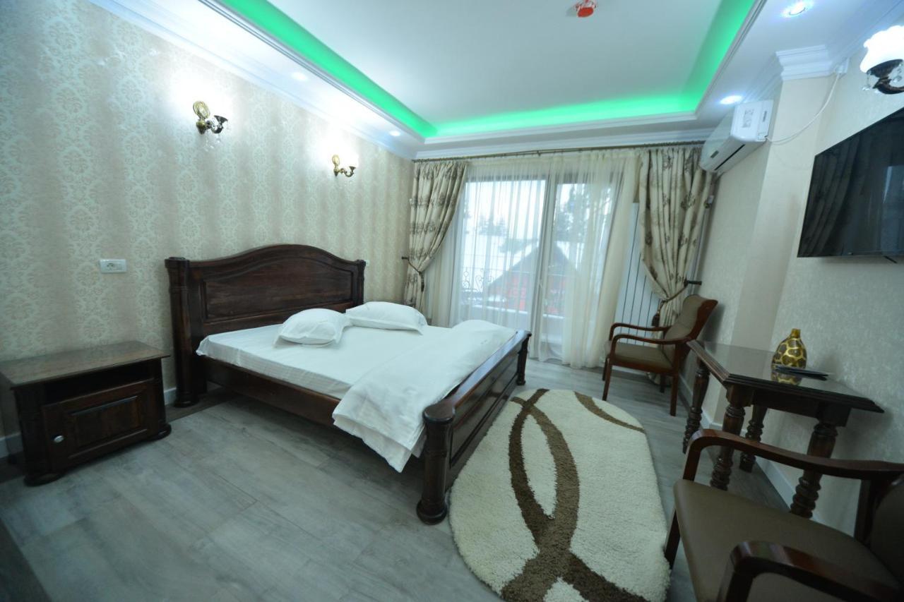 Edy'S Royal Predeal Hotel Exterior photo
